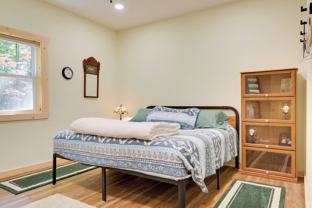 House (2 Bedrooms) photo 2