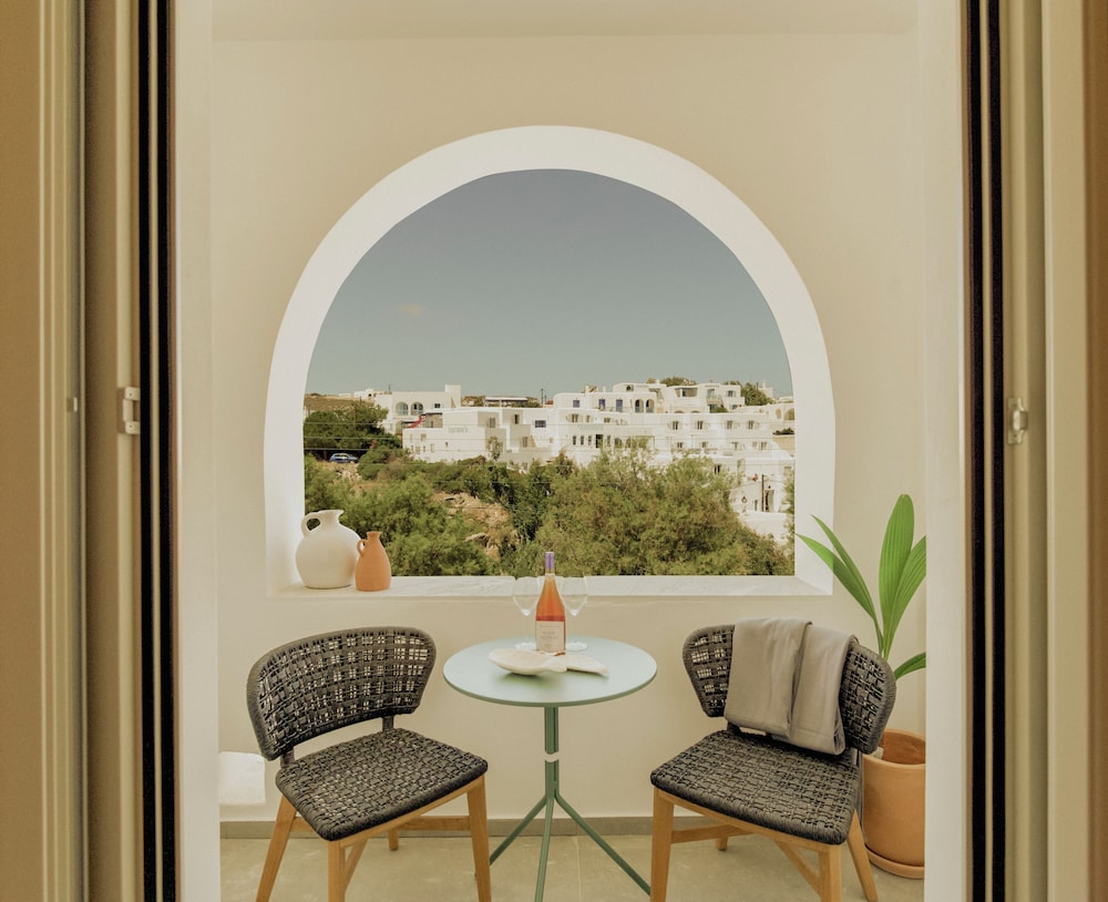 Double Room - Photo 7