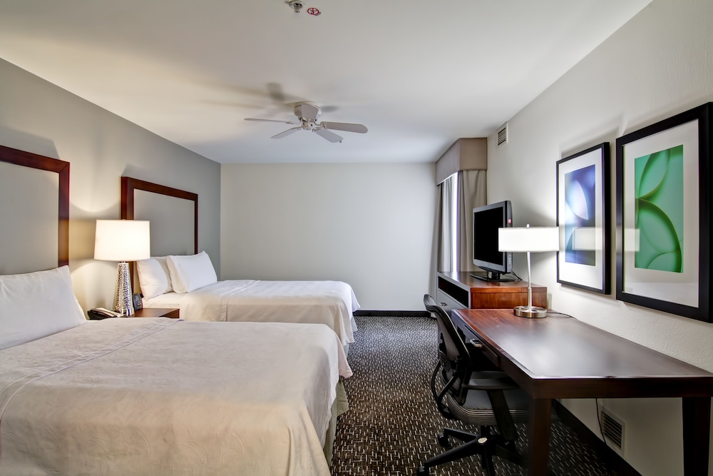 Suite, 2 Double Beds, Accessible, Non Smoking - Photo 2