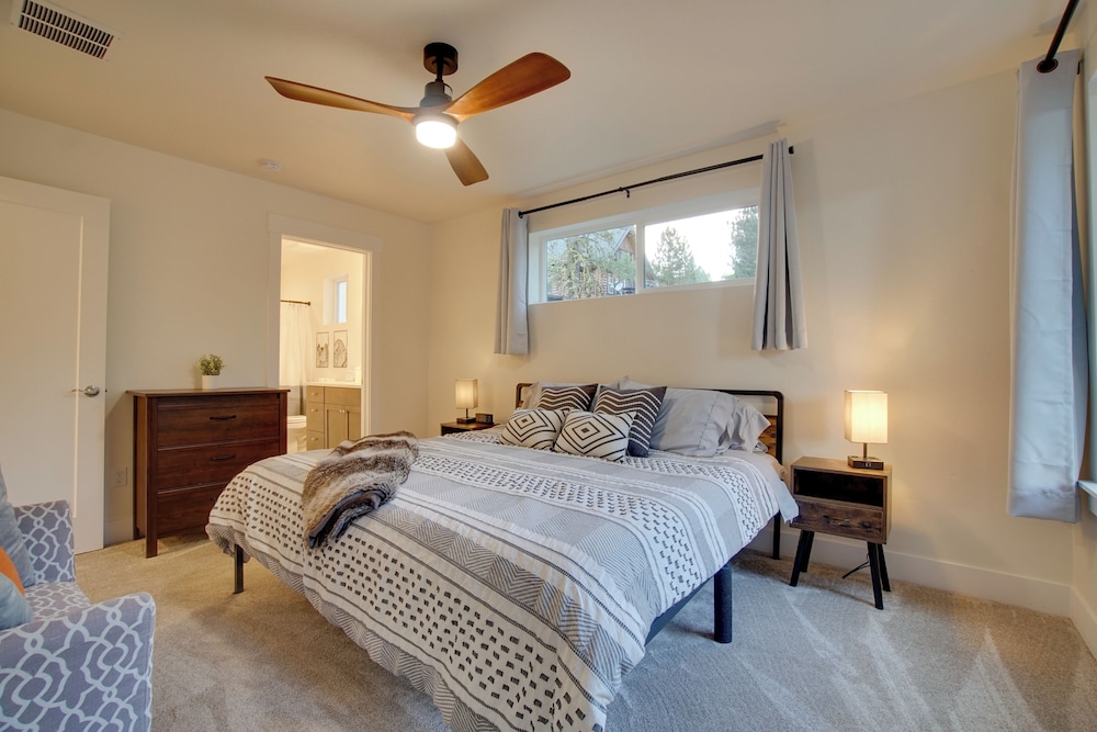 House (4 Bedrooms) photo 1