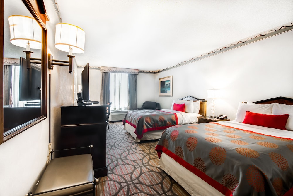 Room, 2 Double Beds, Non Smoking - Photo 1