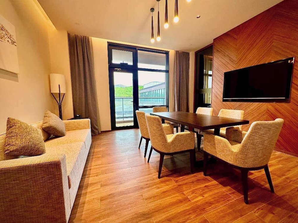 Executive Apartment photo 2