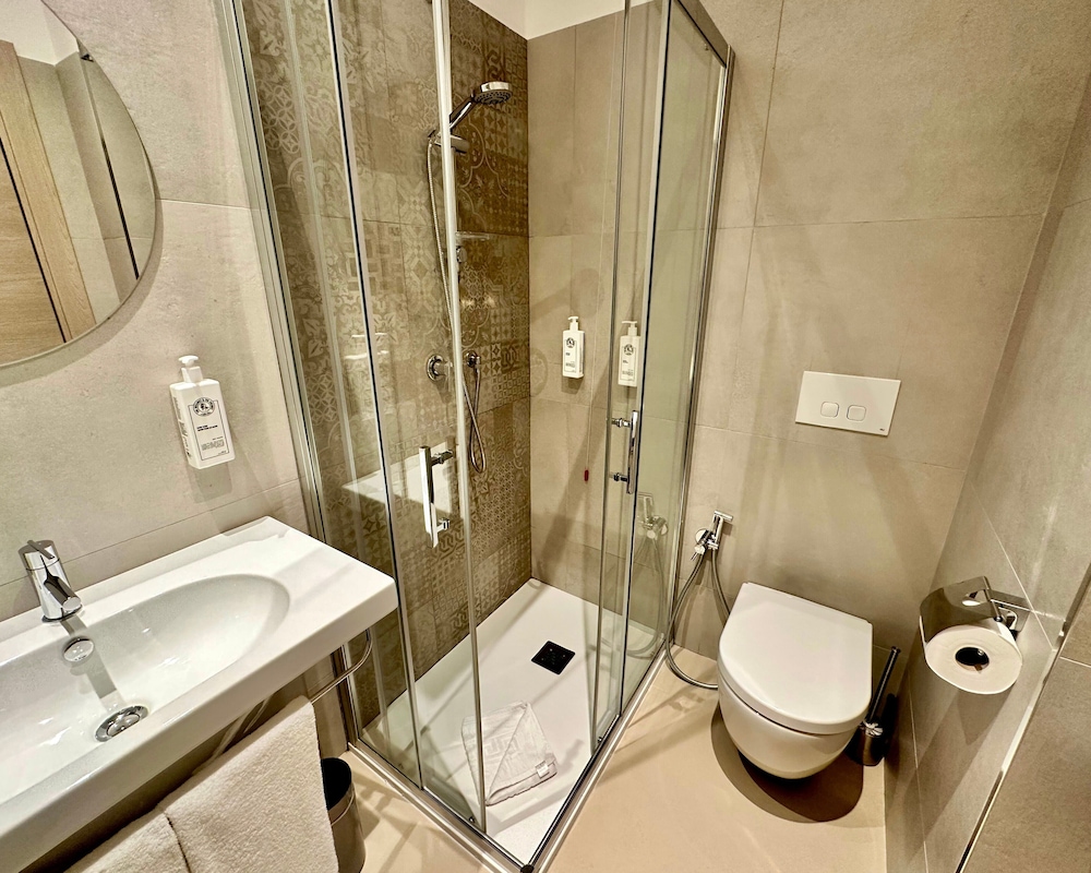 Comfort Double or Twin Room - Photo 10