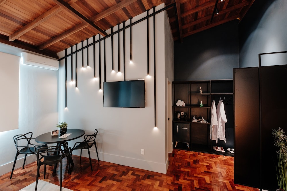 Suite 07 com banheira de hidromassagem photo 3