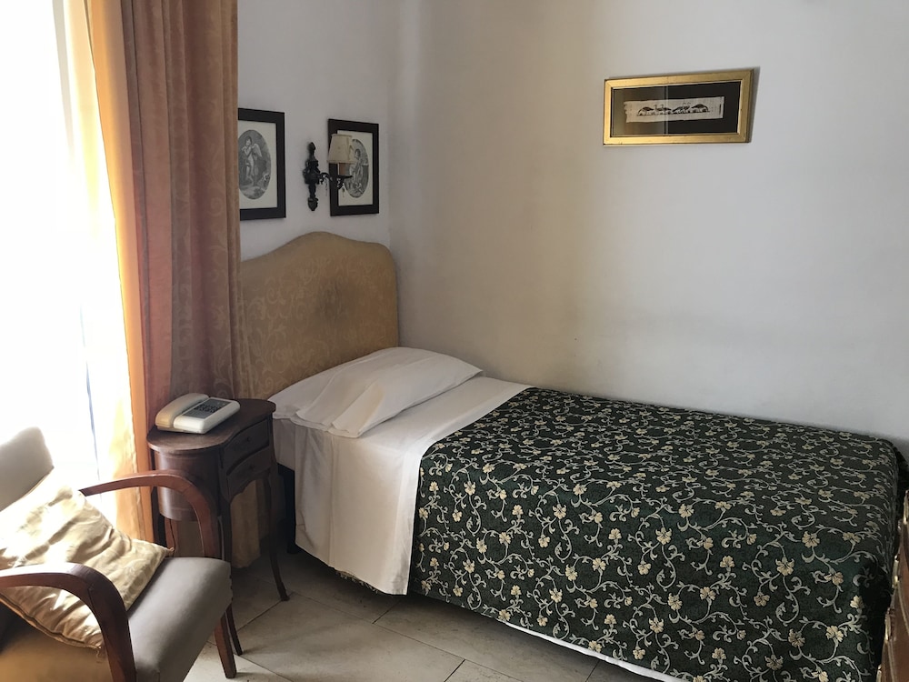 Basic Single Room
