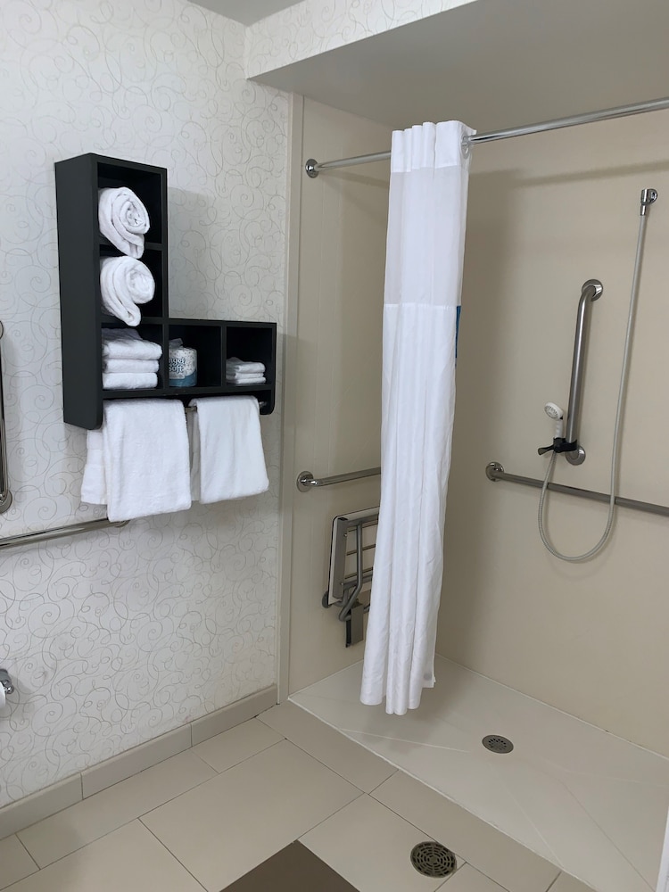 Studio, Accessible, Non Smoking - Photo 11