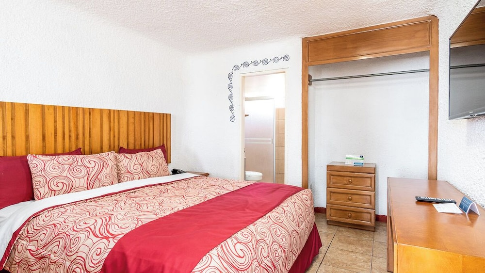 Oceanfront Villa Studio, 2nd Floor with AC photo 2