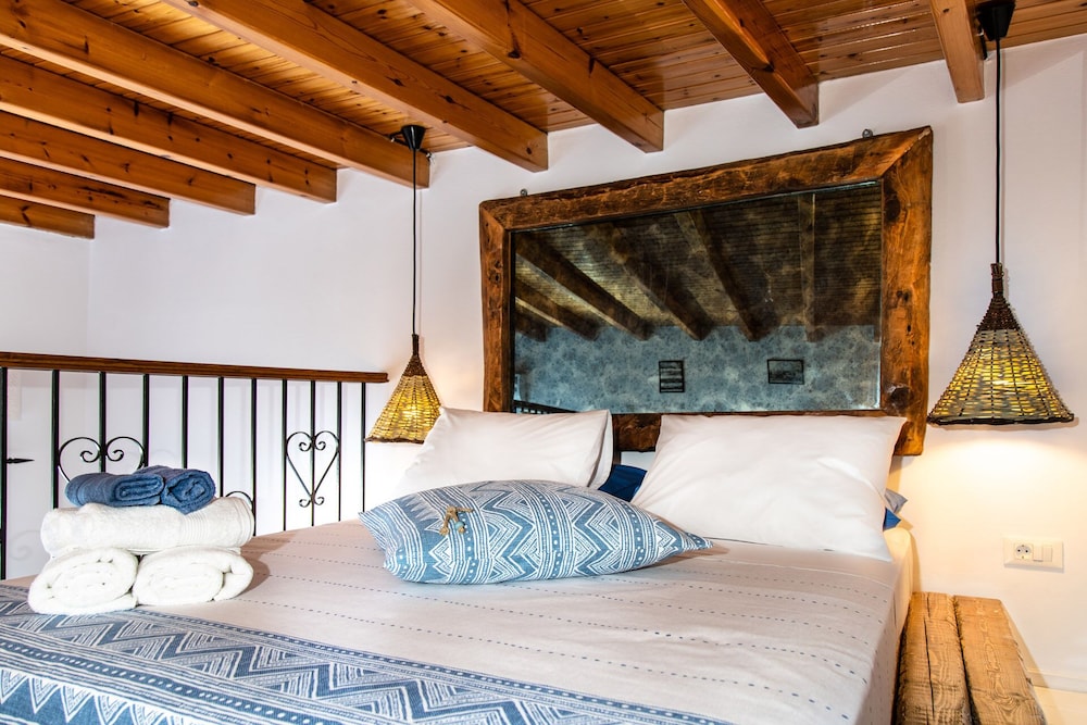 Traditional Villa photo 3