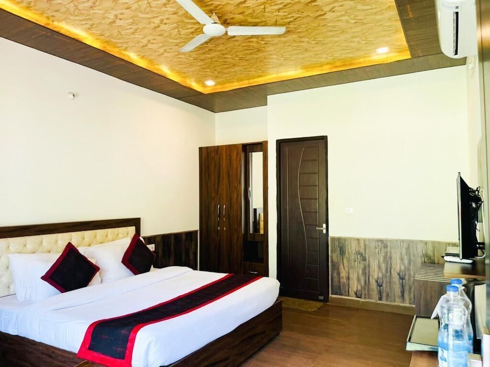 Luxury Cottage - Photo 2