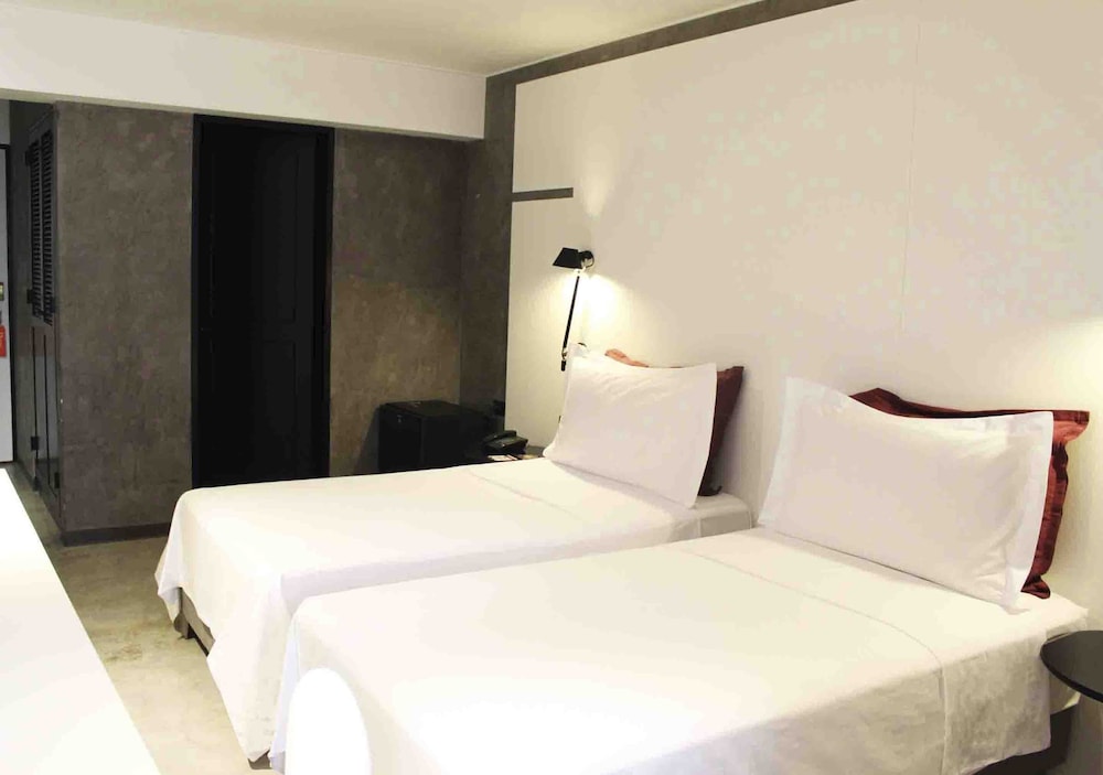 Twin Room (City) - Photo 3