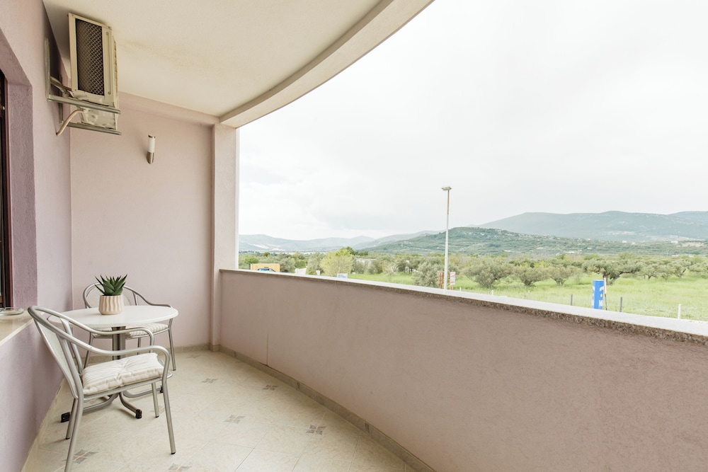 Standard Double Room, City View photo 2