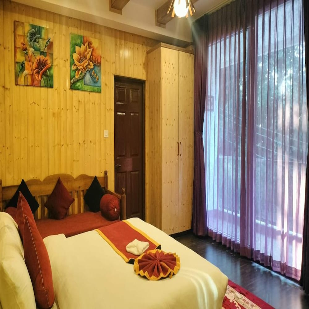 Deluxe Room with Mountain ad Pine Forest View - Photo 7