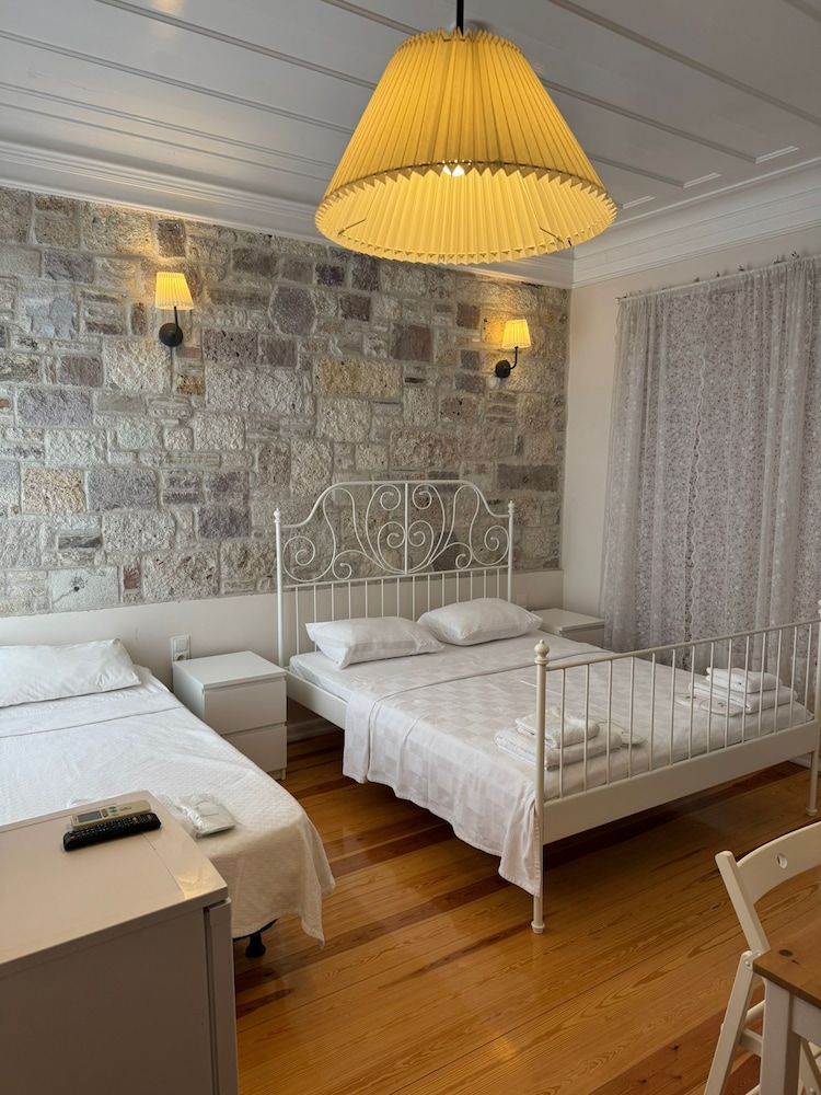 Standard Apartment, Non Smoking, Courtyard View