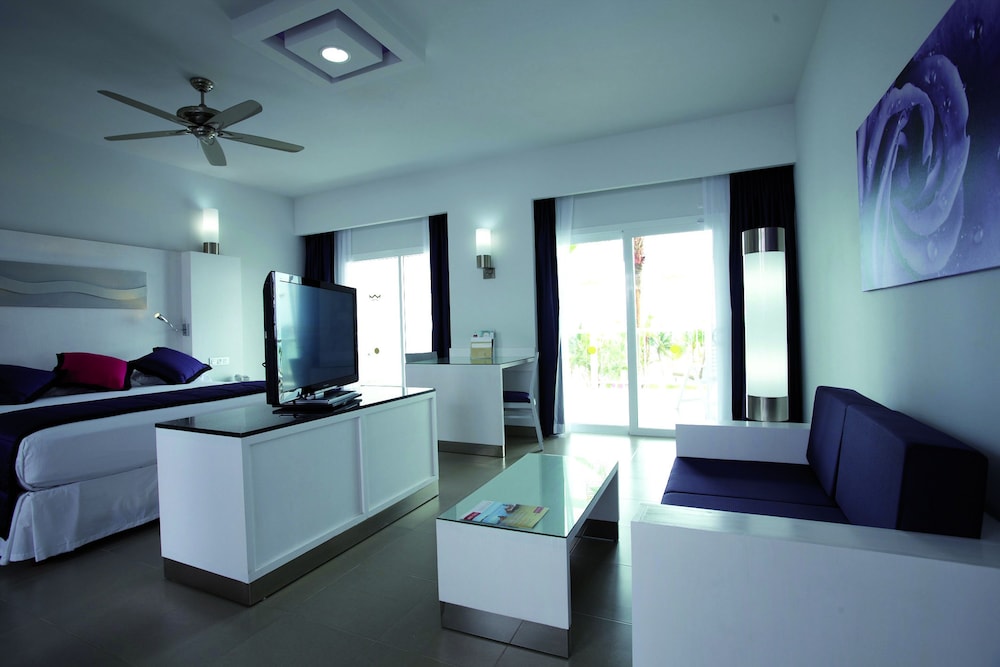 Junior Suite, Ocean View (Villas, E)