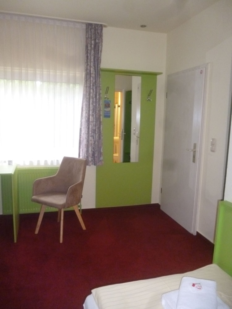 Standard Double Room photo 3