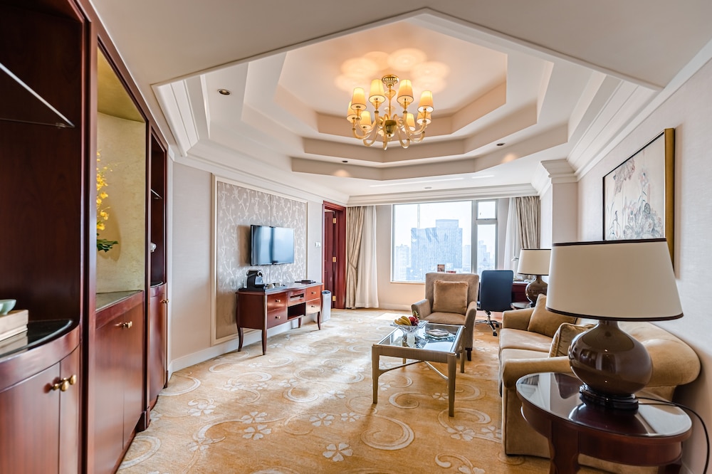 Executive Suite photo 3