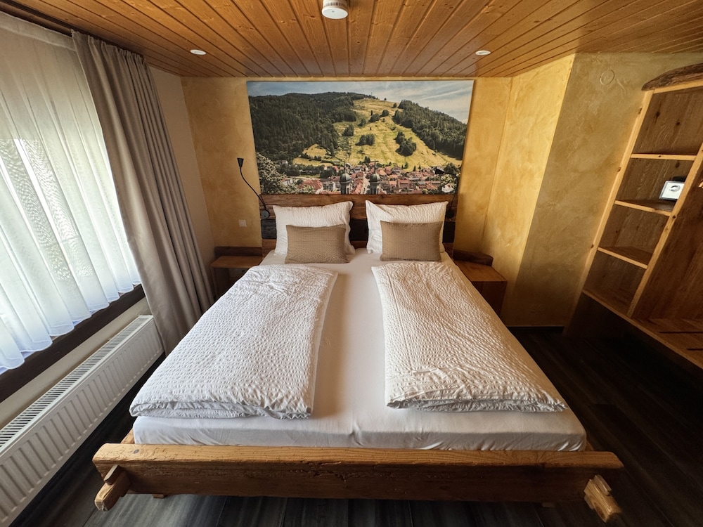 Family Suite, Shared Bathroom (Hasenhornblick Zimmer) photo 3