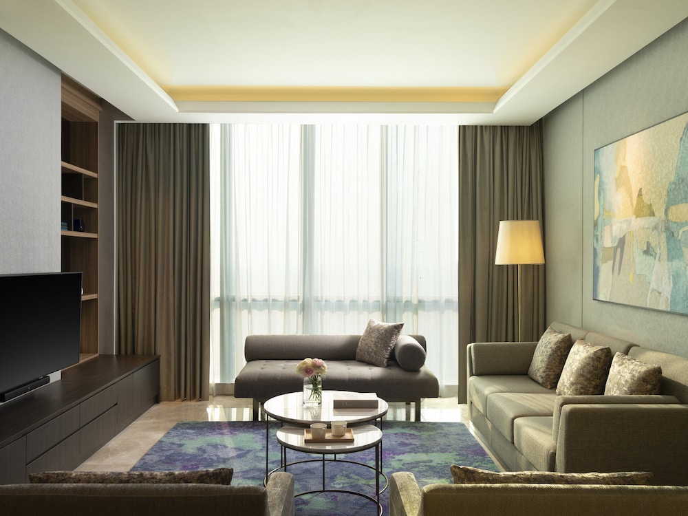 Room, 3 Bedrooms (Residence) photo 3