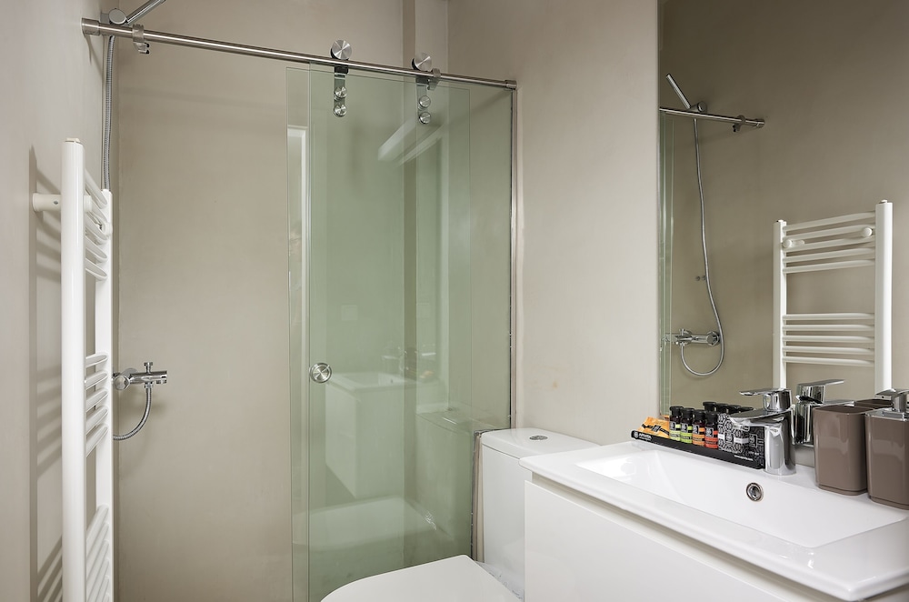Peppermint a Minimal chic Home in Glyfada center photo 3
