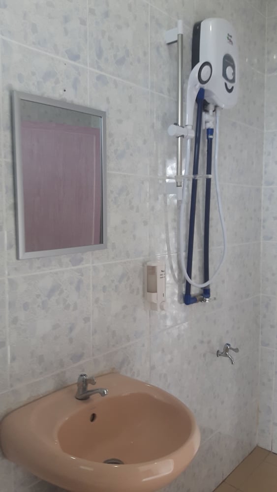 Deluxe Room (With Aircond) photo 2