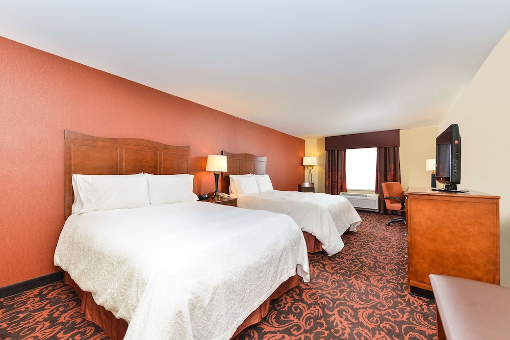 Room, 2 Queen Beds, Accessible, Non Smoking - Photo 1