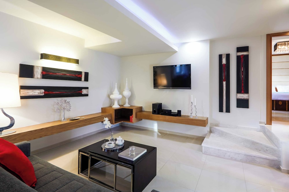 Villa (4 Bedrooms) photo 3