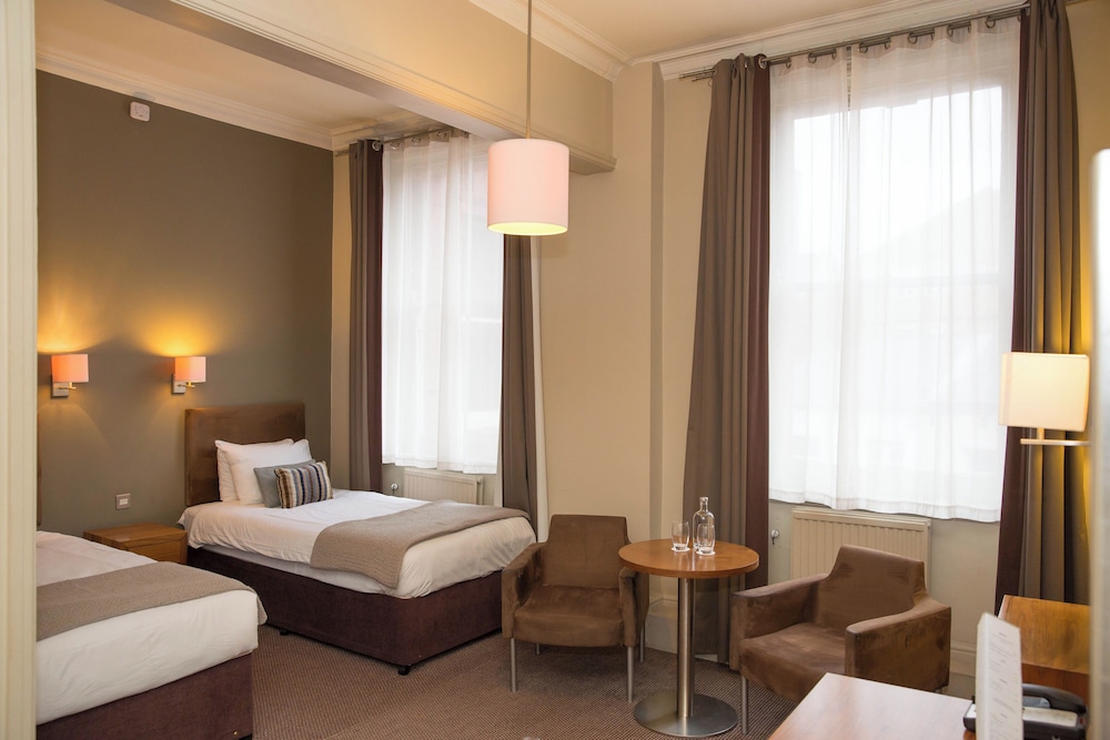 Superior Twin Room photo 3