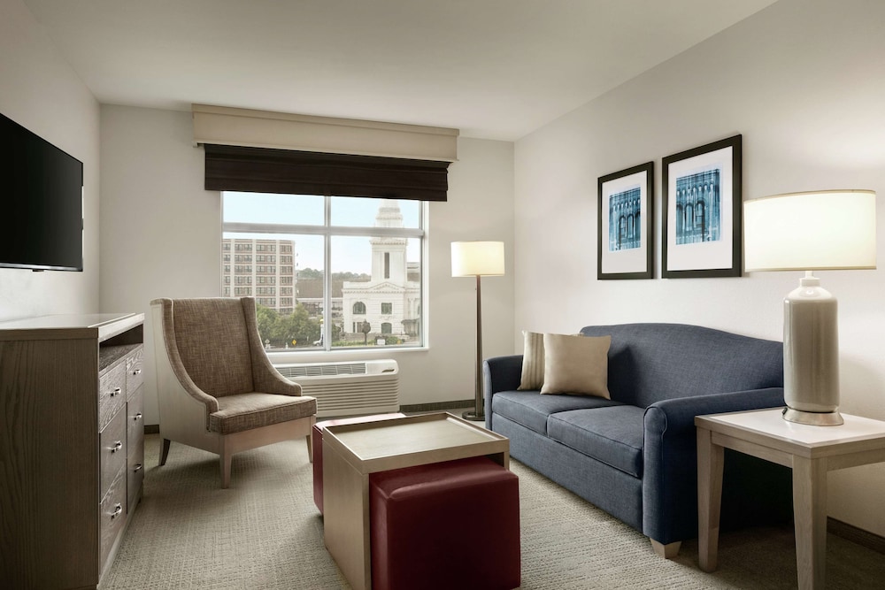 Room, 2 Queen Beds, Accessible, Bathtub (Mobility & Hearing, View)
