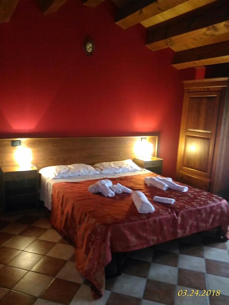 Double Or Twin Room photo 3
