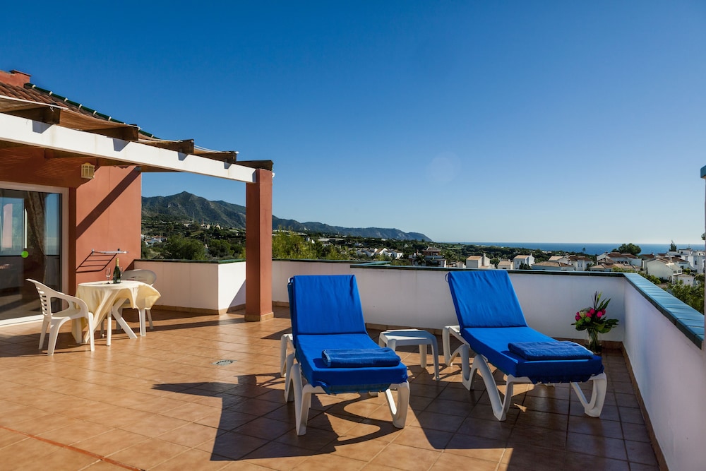 Superior Room, Terrace, Partial Ocean View - Photo 11