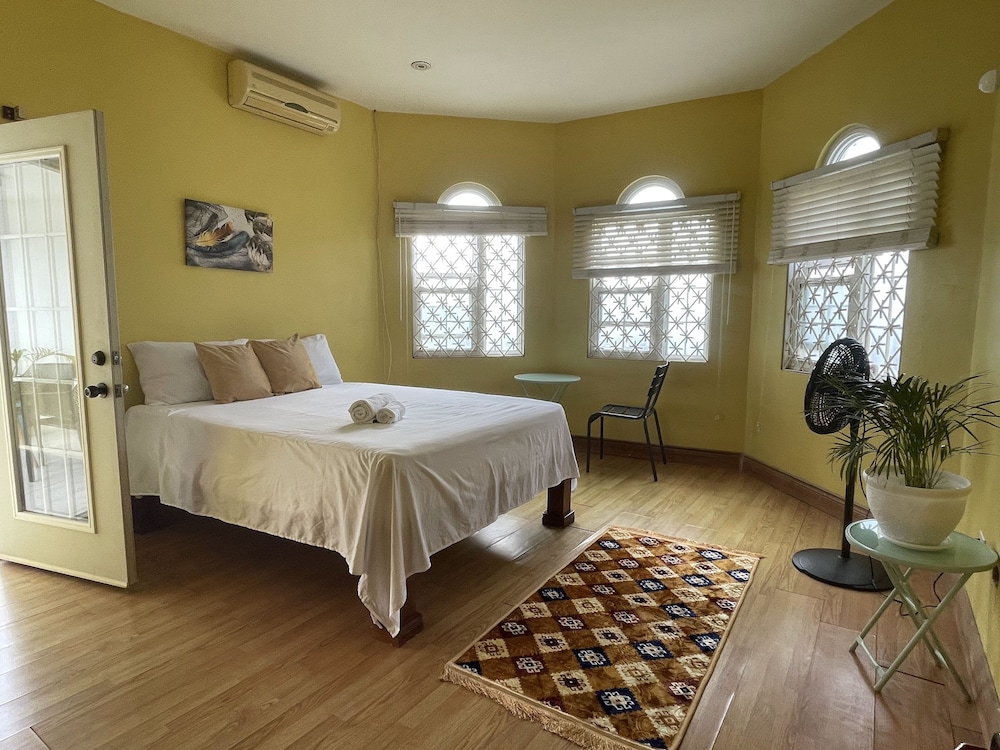 House, 1 Bedroom