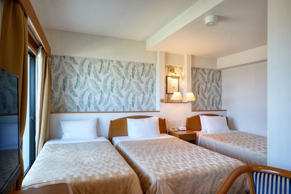 Triple Room, Multiple Beds, Non Smoking, Ocean View - Photo 6