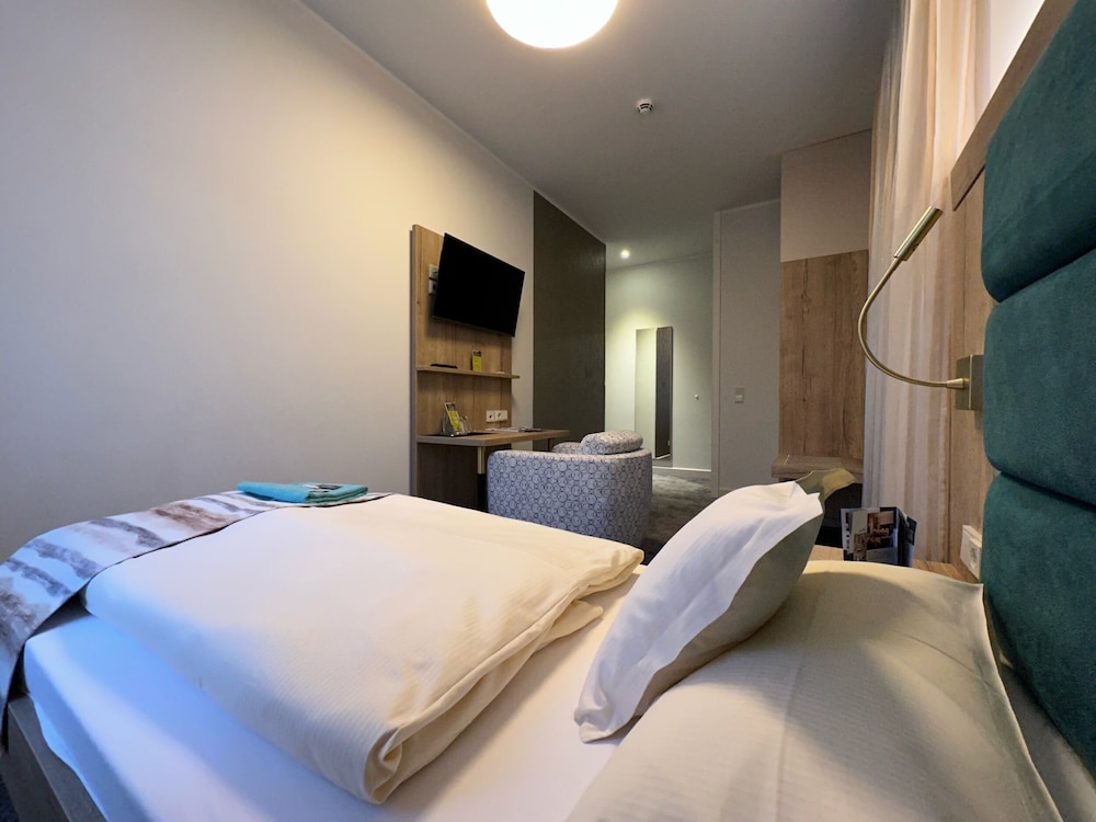 Panoramic Single Room photo 2