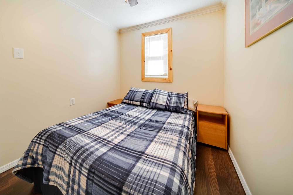 Cottage (2 Bedrooms) photo 2