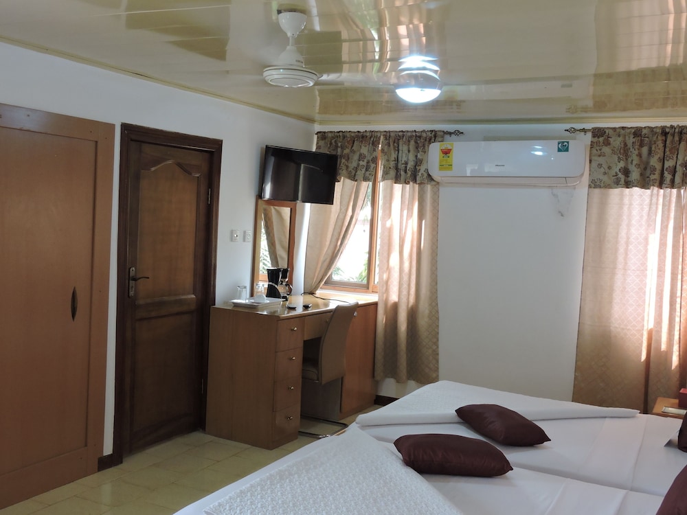 Deluxe Double Room photo 2