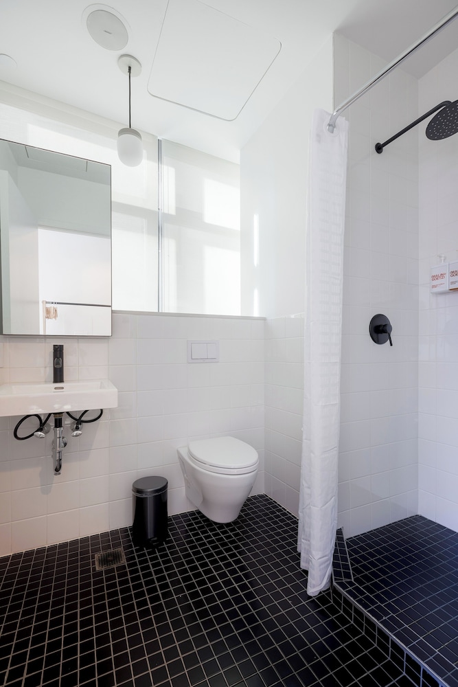 3 Bedroom Sky thumbnail 6
