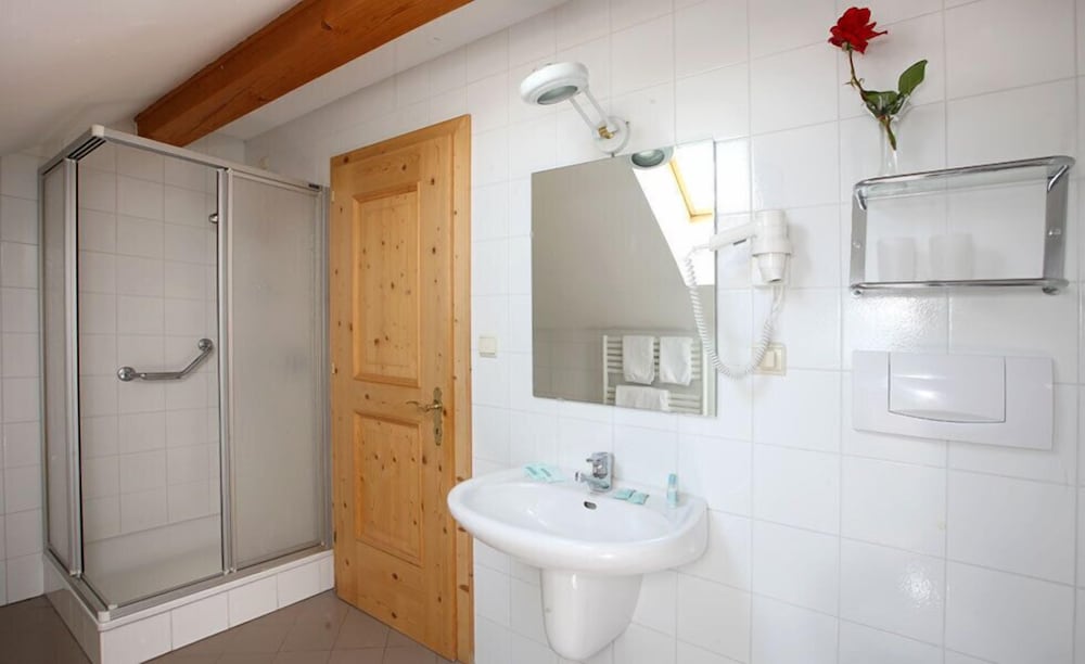 Standard Single Room, Annex Building photo 2