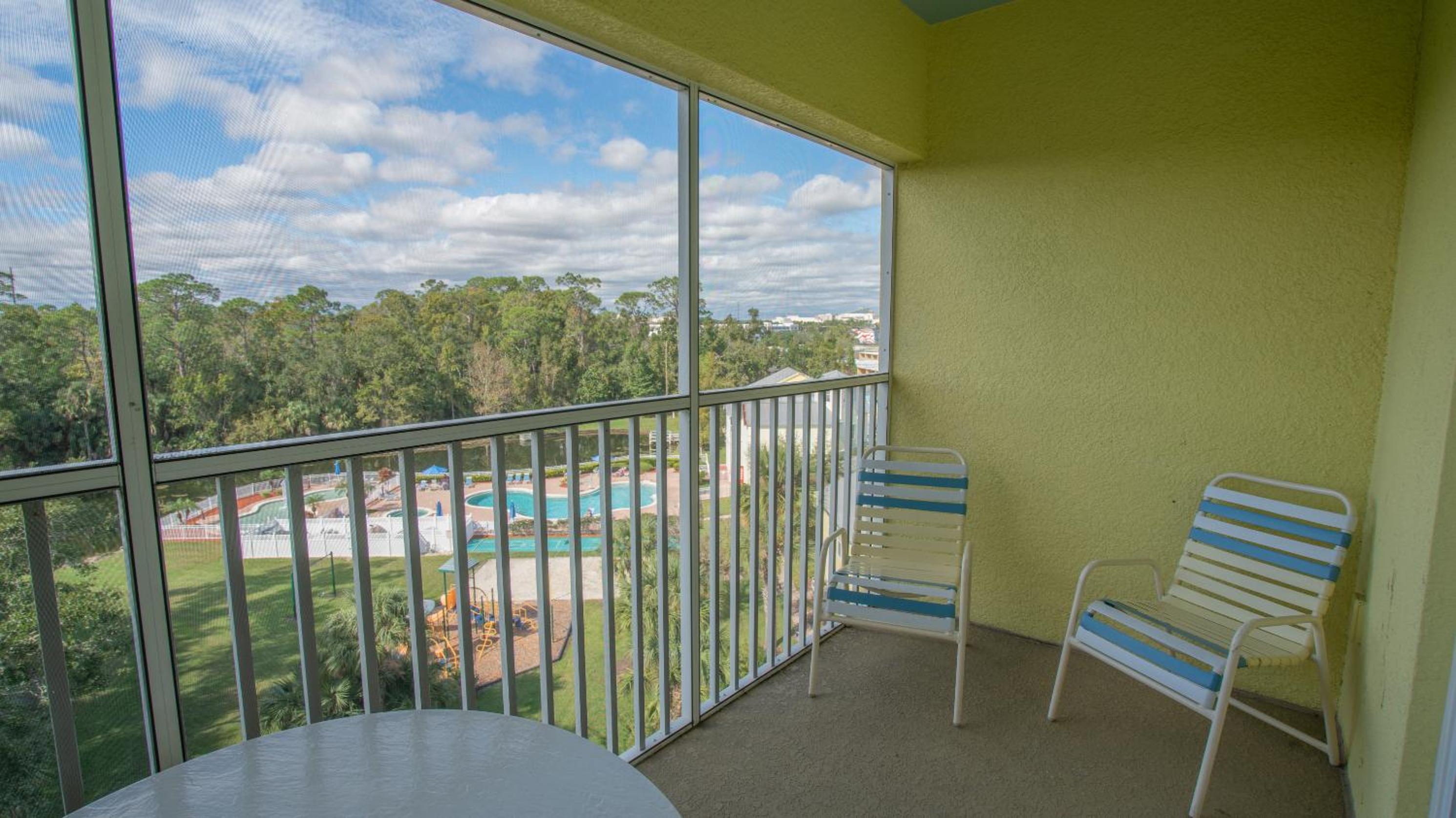 Two-Bedroom Condo with Sofa Bed - Full Kitchen - Photo 25