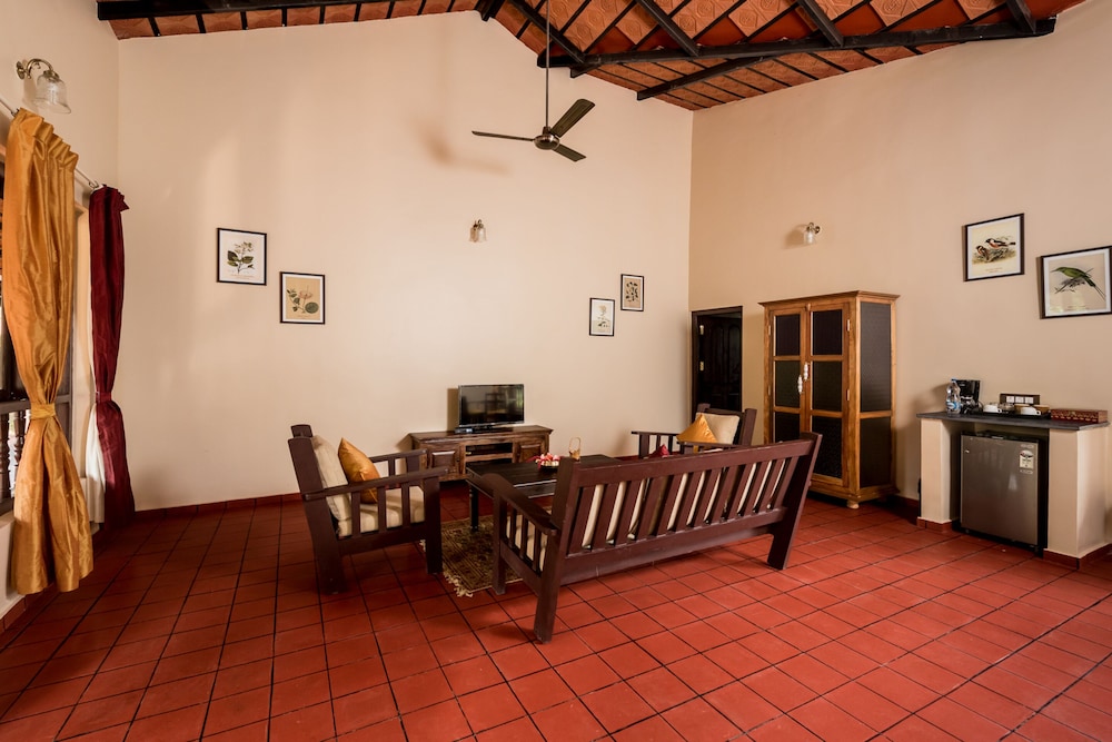 Grand Cottage - Photo 1