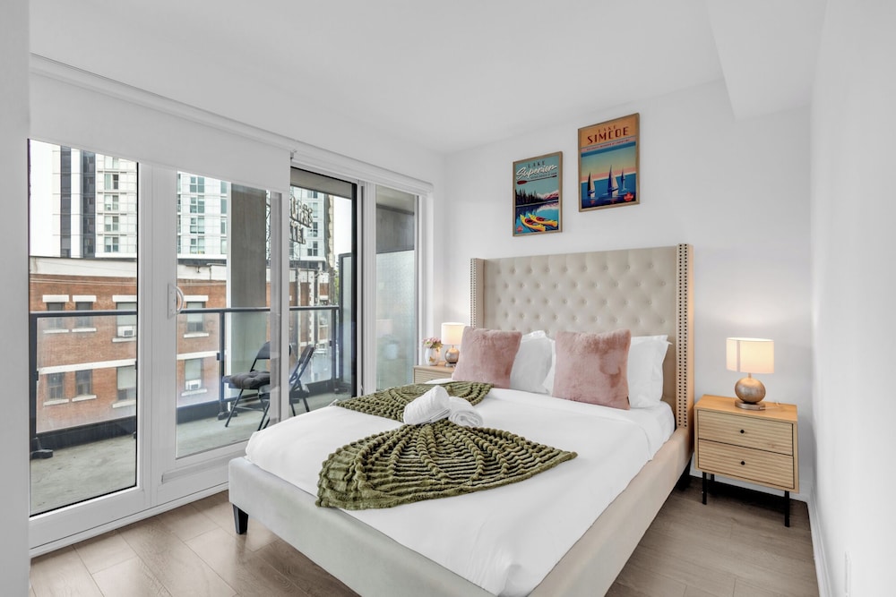 Royal Suite, 2 Bedrooms, Balcony, City View
