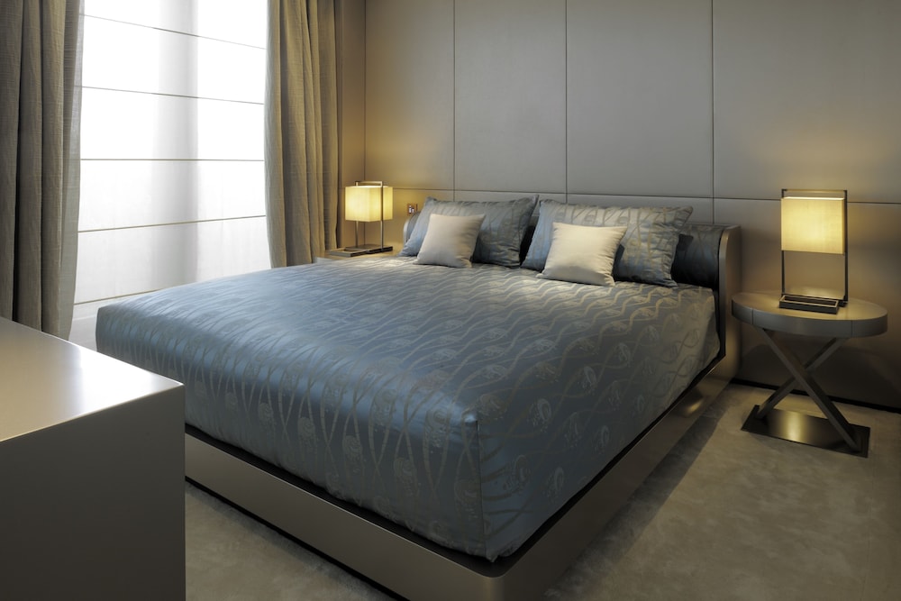 Duomo One Bedroom Suite (Non Smoking)