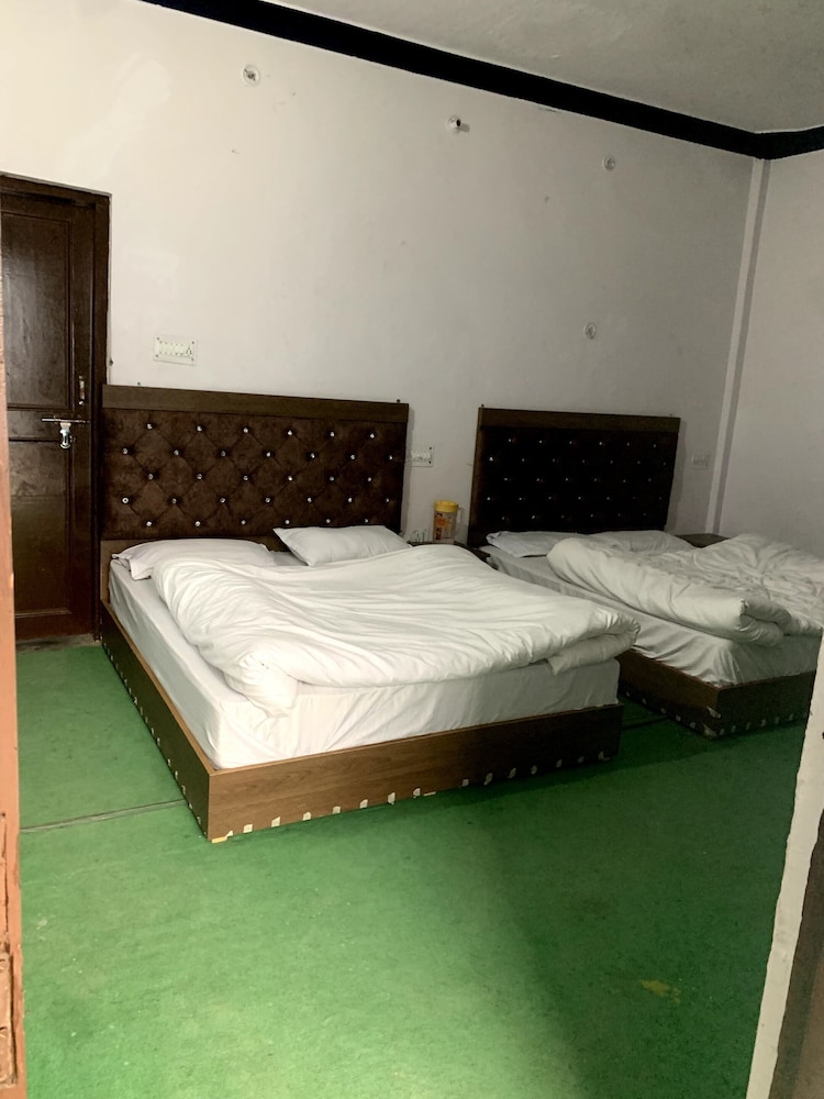 Deluxe Quadruple Room photo 1