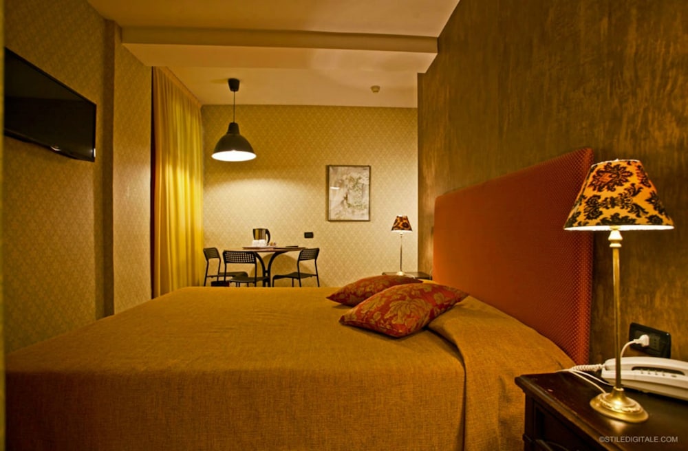 Superior Double Room Single Use - Photo 2