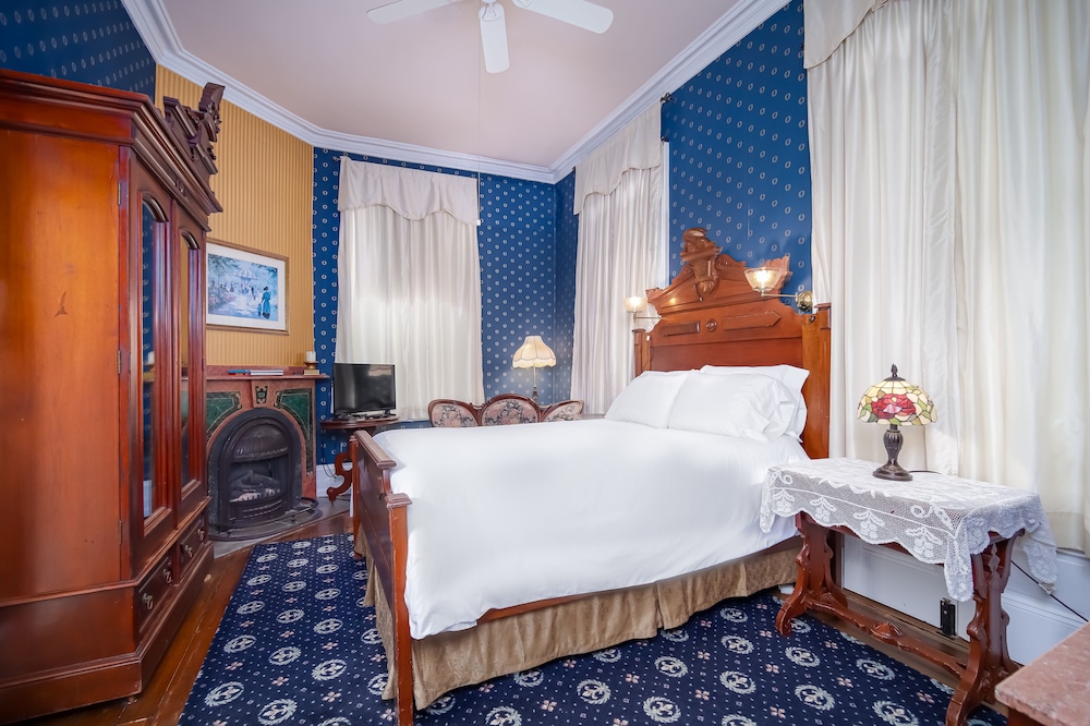 Room (Edwards Room) photo 1