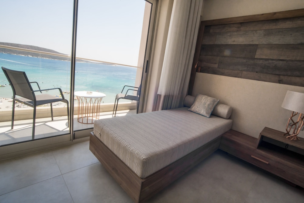 Deluxe Double Room, Sea View - Photo 6