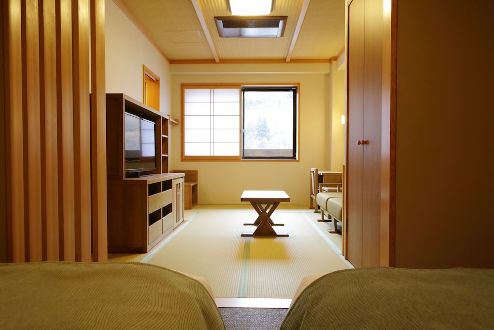 Deluxe Twin Room, Non Smoking - Photo 7