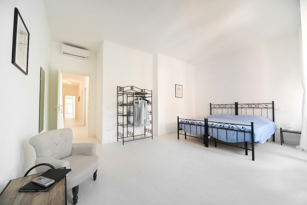 Double or Twin Room, Shared Bathroom (no.1)