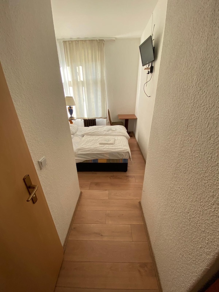 Economy Double or Twin Room