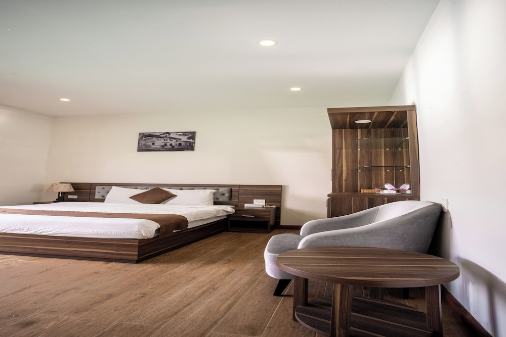 Superior Room - Photo 9