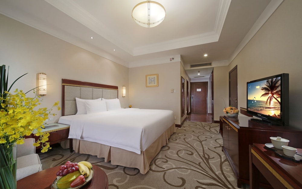 QinYuan Deiuxe  King-size Room photo 3